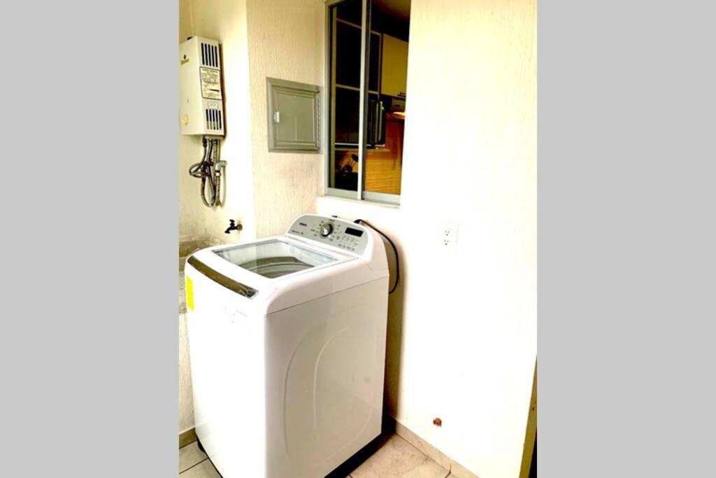 Sunrise Apartment กัวดาลาฮารา ภายนอก รูปภาพ